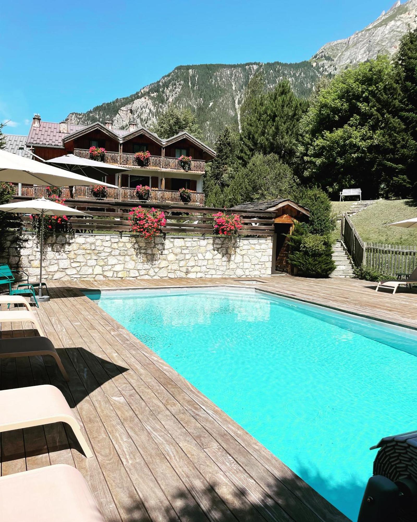 Chalet Hotel Les Airelles พราโลญ็อง-ลา-วานวซ ภายนอก รูปภาพ
